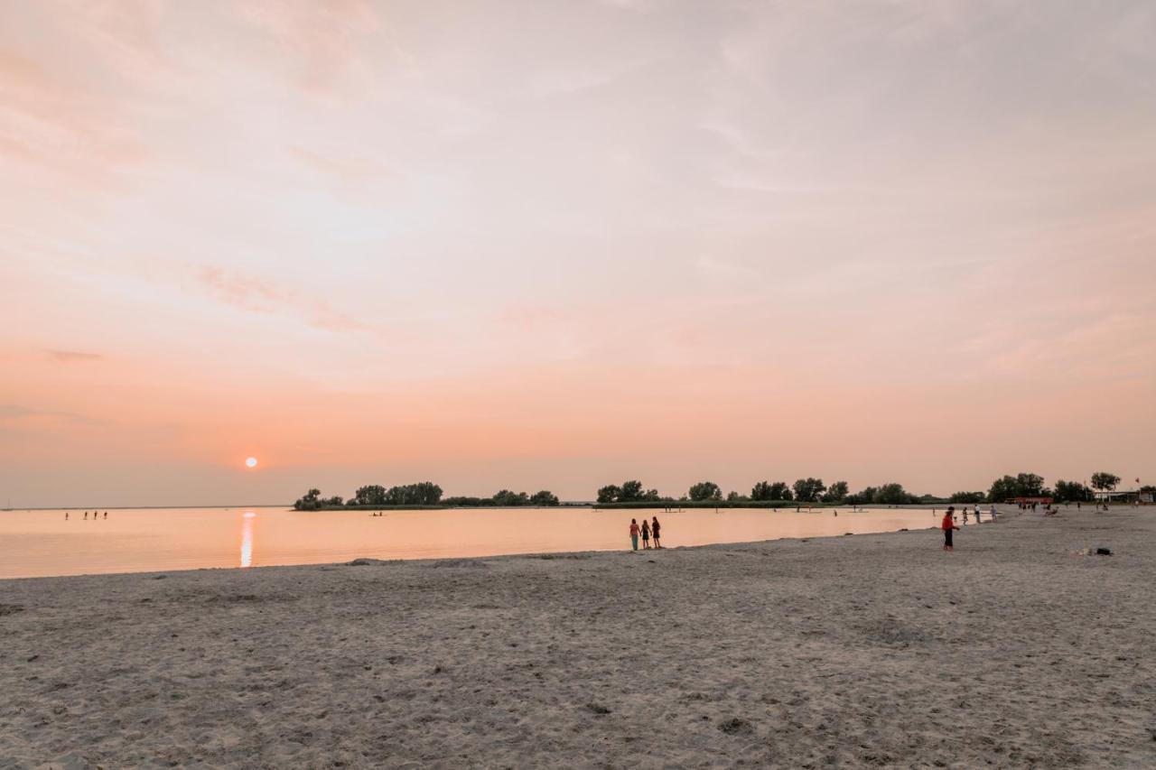 Stijlvol Appartement Op Strand 玛库姆 外观 照片