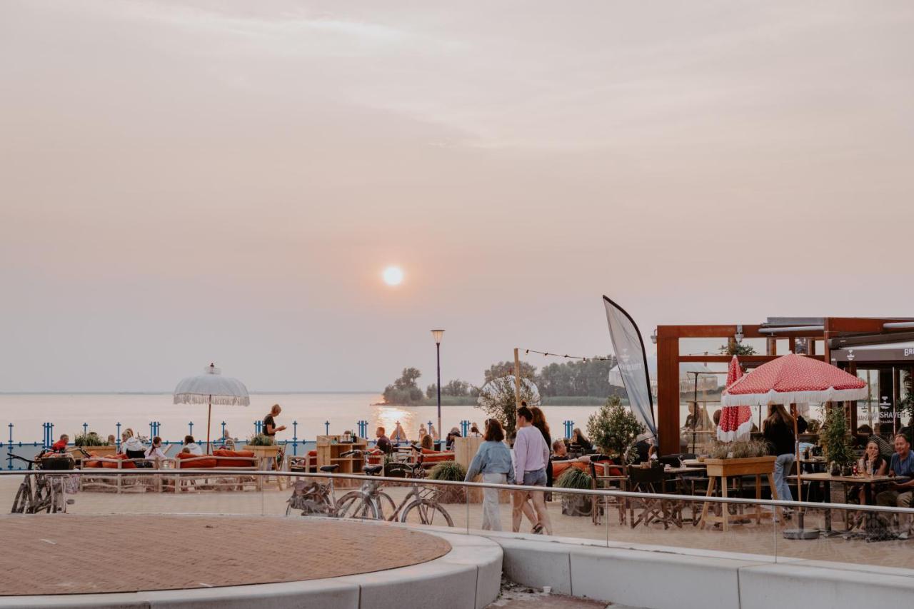 Stijlvol Appartement Op Strand 玛库姆 外观 照片